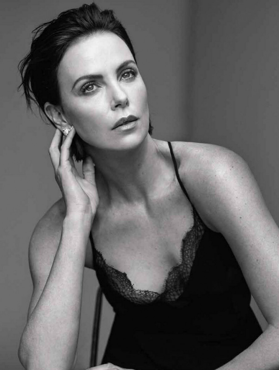 Charlize Theron: pic #1221613