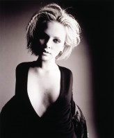 Charlize Theron pic #31568
