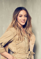 Chloe Bennet photo #