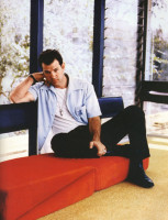 Chris Isaak photo #