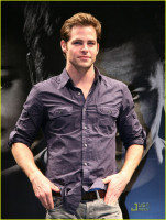 photo 28 in Chris Pine gallery [id136437] 2009-03-02