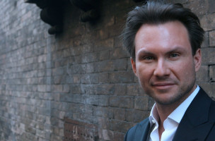 photo 10 in Christian Slater gallery [id237609] 2010-02-25