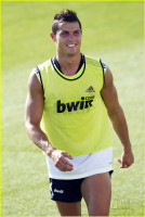 photo 16 in Cristiano Ronaldo gallery [id539213] 2012-10-03