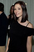 Chyler Leigh photo #