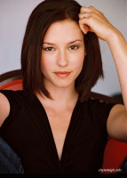 Chyler Leigh photo #