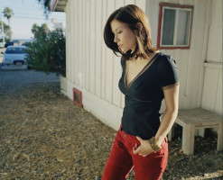 Chyler Leigh photo #