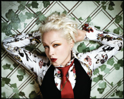 Cindy Lauper photo #