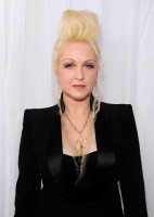 Cindy Lauper photo #