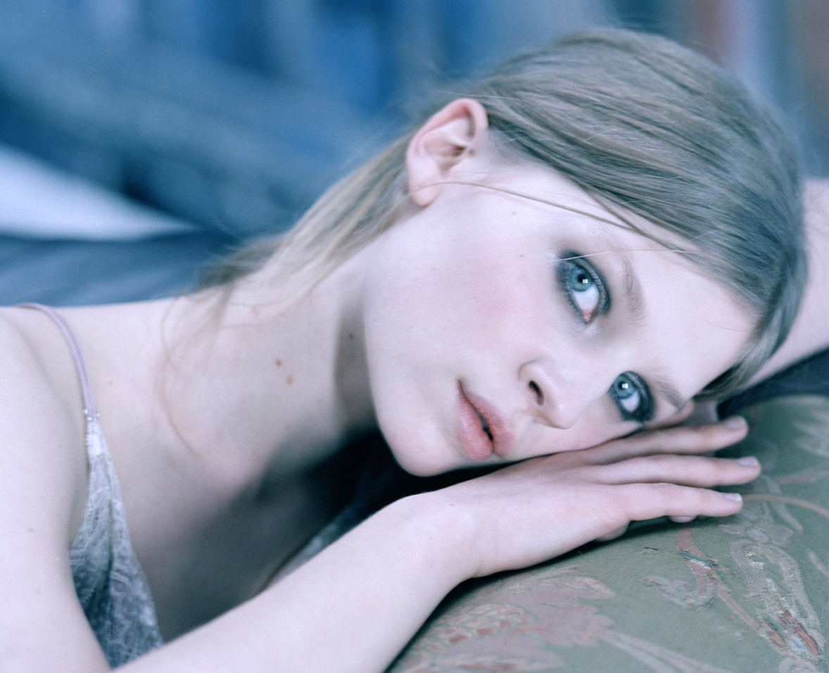 Clemence Poesy: pic #239855