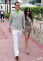 photo 3 in Kardashian gallery [id254935] 2010-05-07