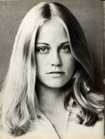 Cybill Shepherd photo #