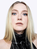 Dakota Fanning photo #