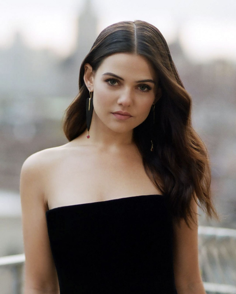 Danielle Campbell: pic #1087861