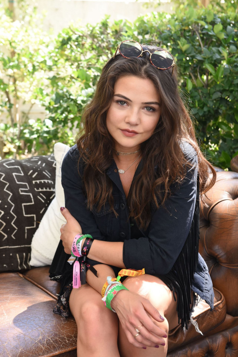 Danielle Campbell: pic #925875