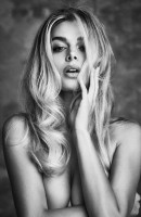 Danielle Knudson photo #