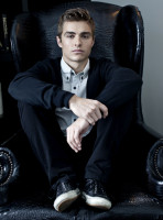 Dave Franco photo #