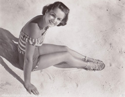 Debbie Reynolds photo #