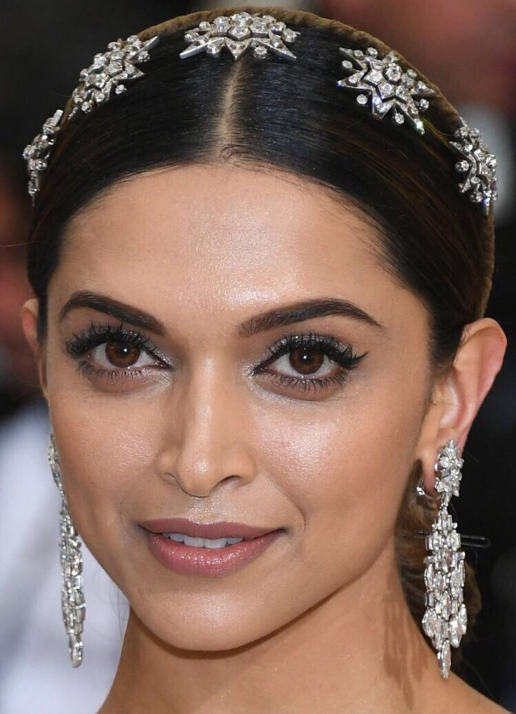 Deepika Padukone: pic #934248