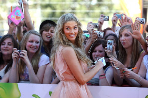 Delta Goodrem photo #