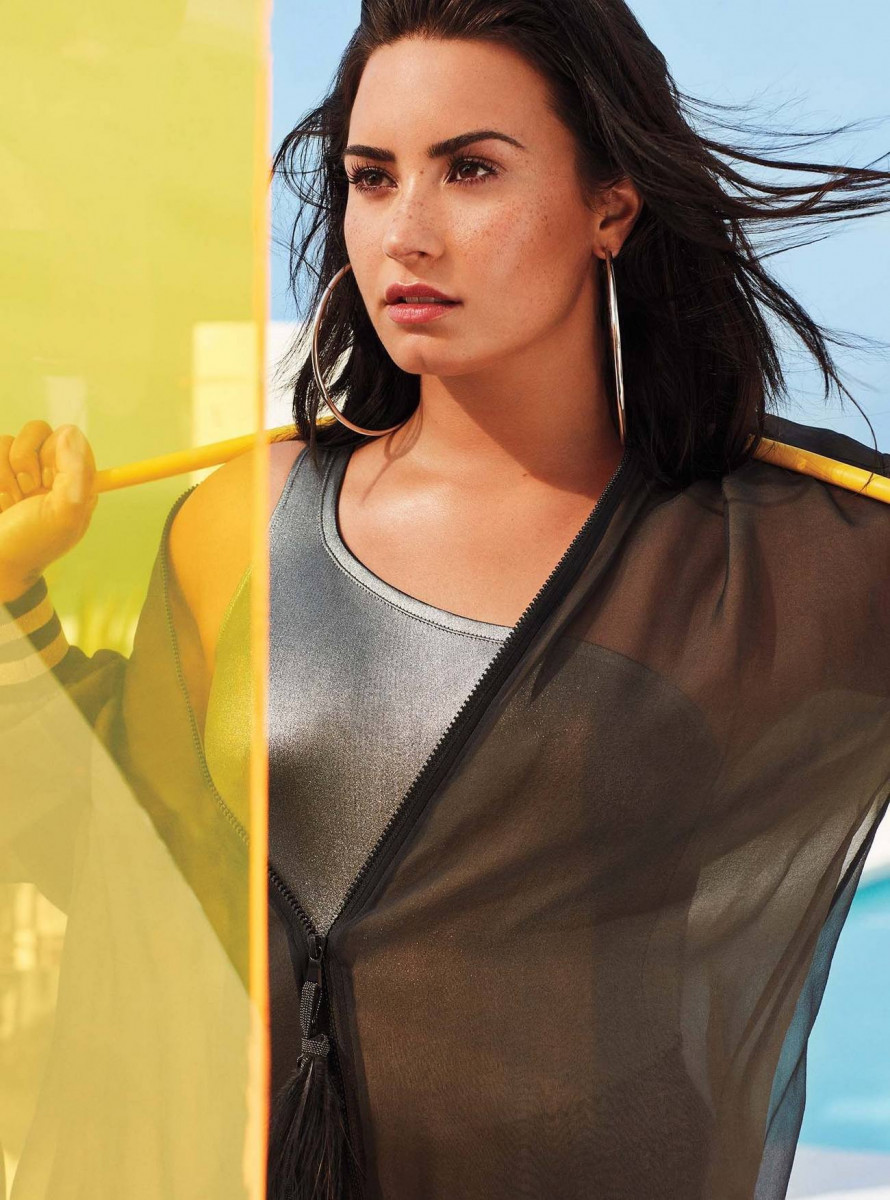 Demi Lovato: pic #1018748