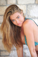 Denise Richards photo #