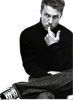 Desmond Harrington photo #