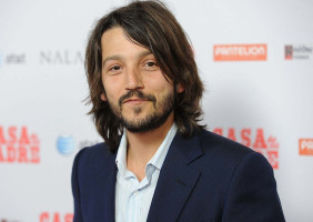 Diego Luna photo #