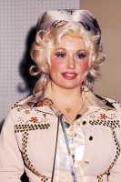 photo 16 in Dolly Parton gallery [id1313900] 2022-11-14