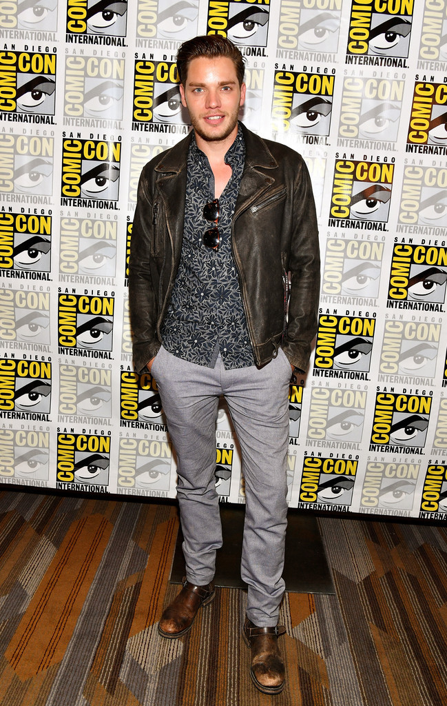 Dominic Sherwood: pic #951491