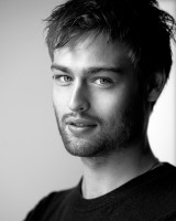 Douglas Booth photo #