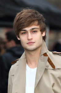 Douglas Booth pic #520013