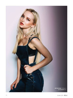 Dove Cameron photo #