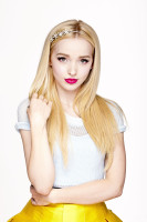 Dove Cameron photo #