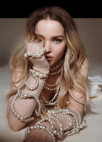 Dove Cameron photo #