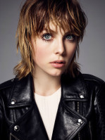 Edie Campbell photo #