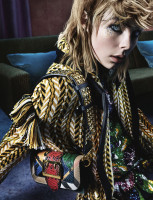 Edie Campbell photo #