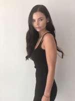 Eline Powell photo #