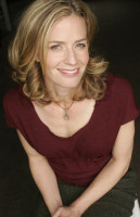 photo 6 in Elisabeth Shue gallery [id314368] 2010-12-15