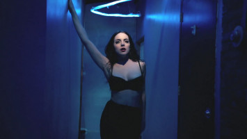 Elizabeth Gillies photo #