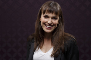 Elizabeth Henstridge photo #