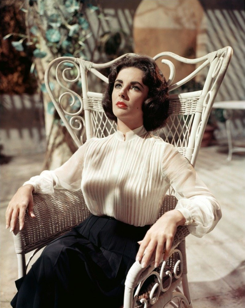 Elizabeth Taylor: pic #207816