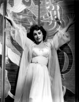 Elizabeth Taylor photo #