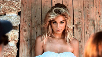 Elizabeth Turner photo #