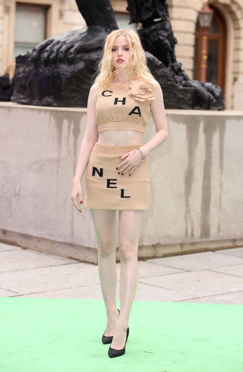 Ellie Bamber: pic #1142853