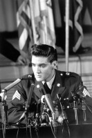 Elvis Presley pic #250946