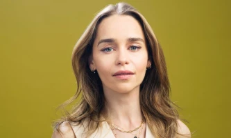 Emilia Clarke photo #