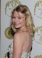 Emilie De Ravin photo #