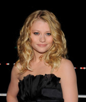 Emilie De Ravin photo #