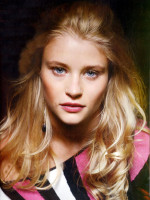 Emilie De Ravin photo #