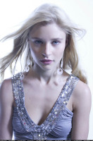 photo 16 in Emilie De Ravin gallery [id117921] 2008-11-28